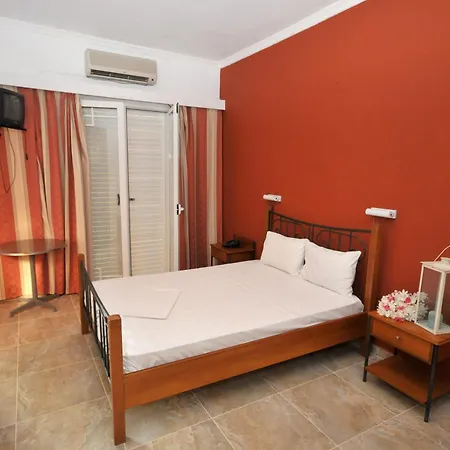 Galaxy Hotel 2*